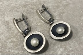 Earrings with pearl A40528520360