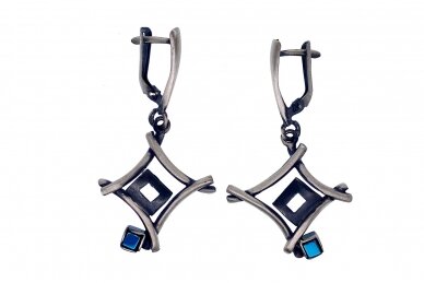 Earrings with hematit A403250680